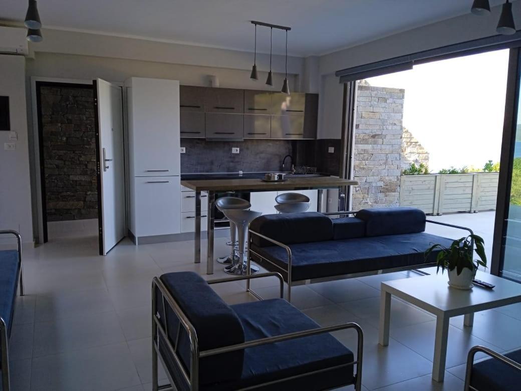 Υπόσκαφα Cave Concept Apartment Ammouliani Exterior photo